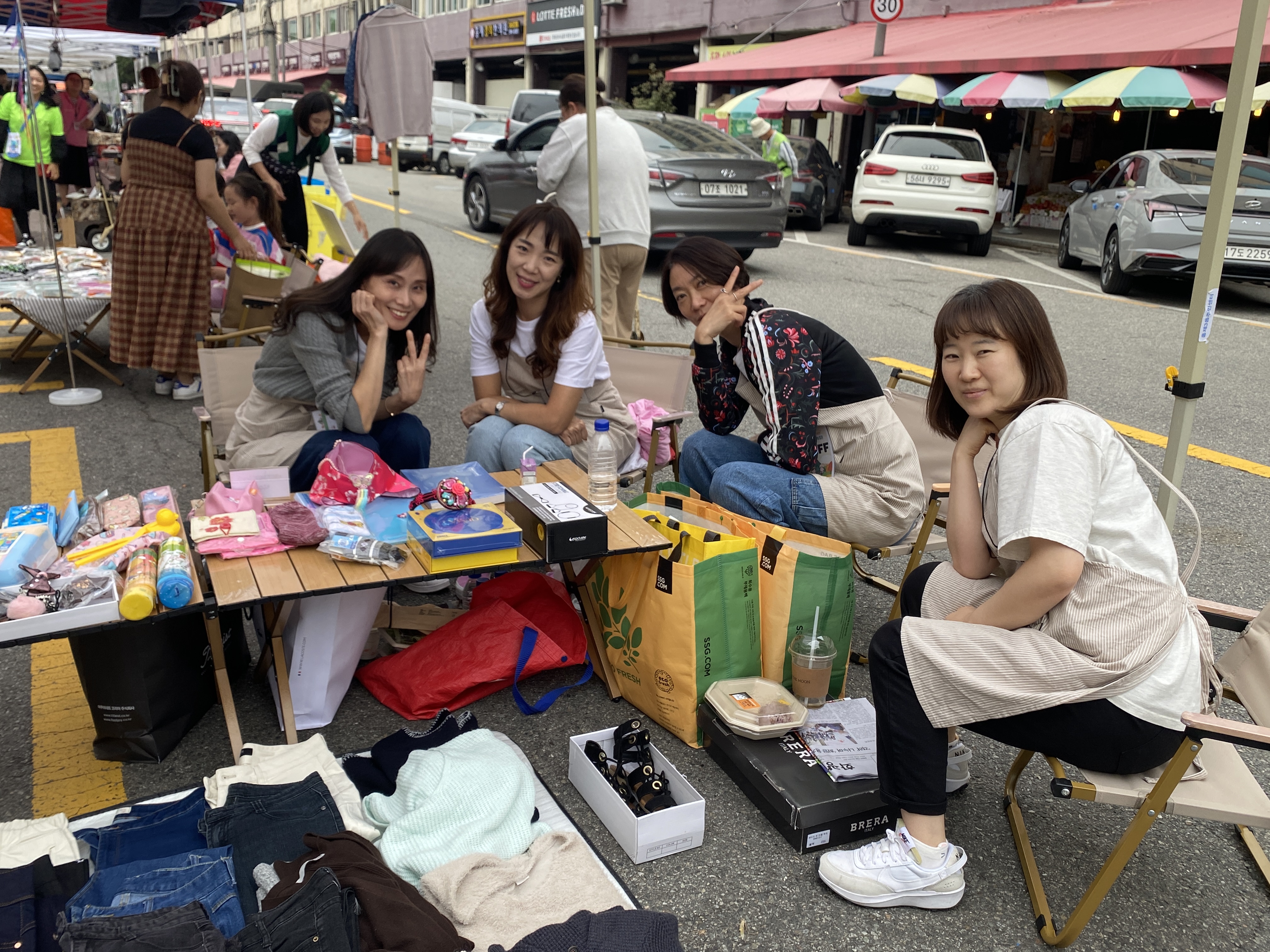 우다다다패밀리 프리마켓 진행