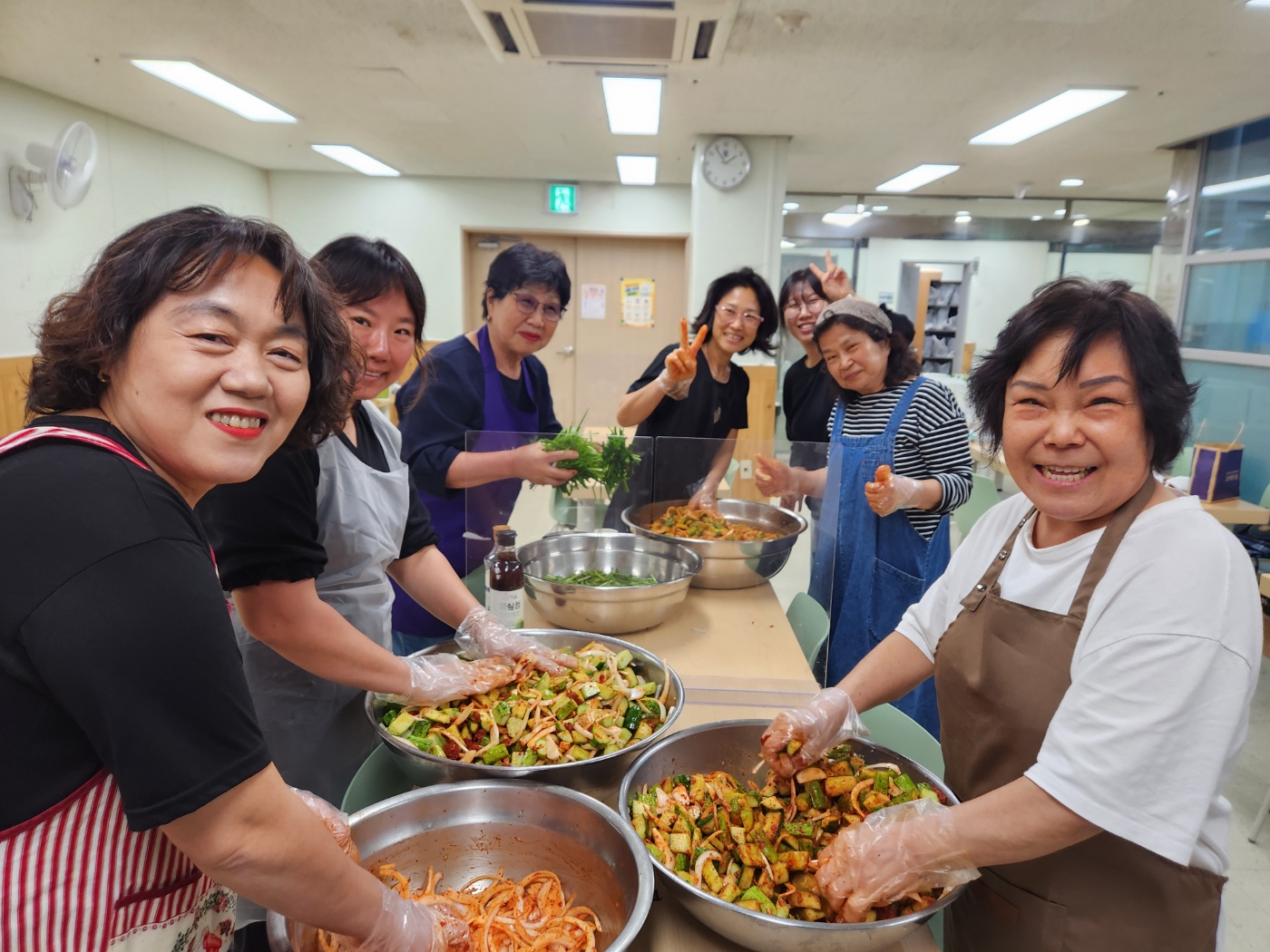 [지역밀착! 홍은⦁홍제 함께걷기] 홍제3동 지역밀착형 동별복지특성화사업 정담은 반찬 만들기